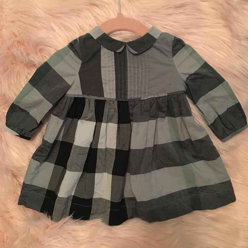BURBERRY baby girl dress in color PALE STONE